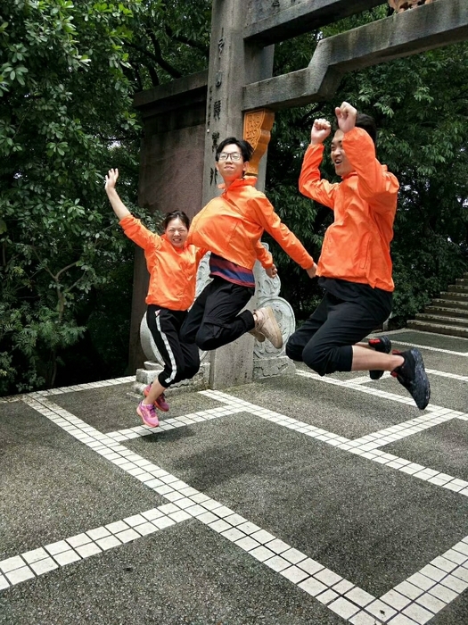 3d2d5a22e1a26096bf6a1eb7f94ea65f.jpg